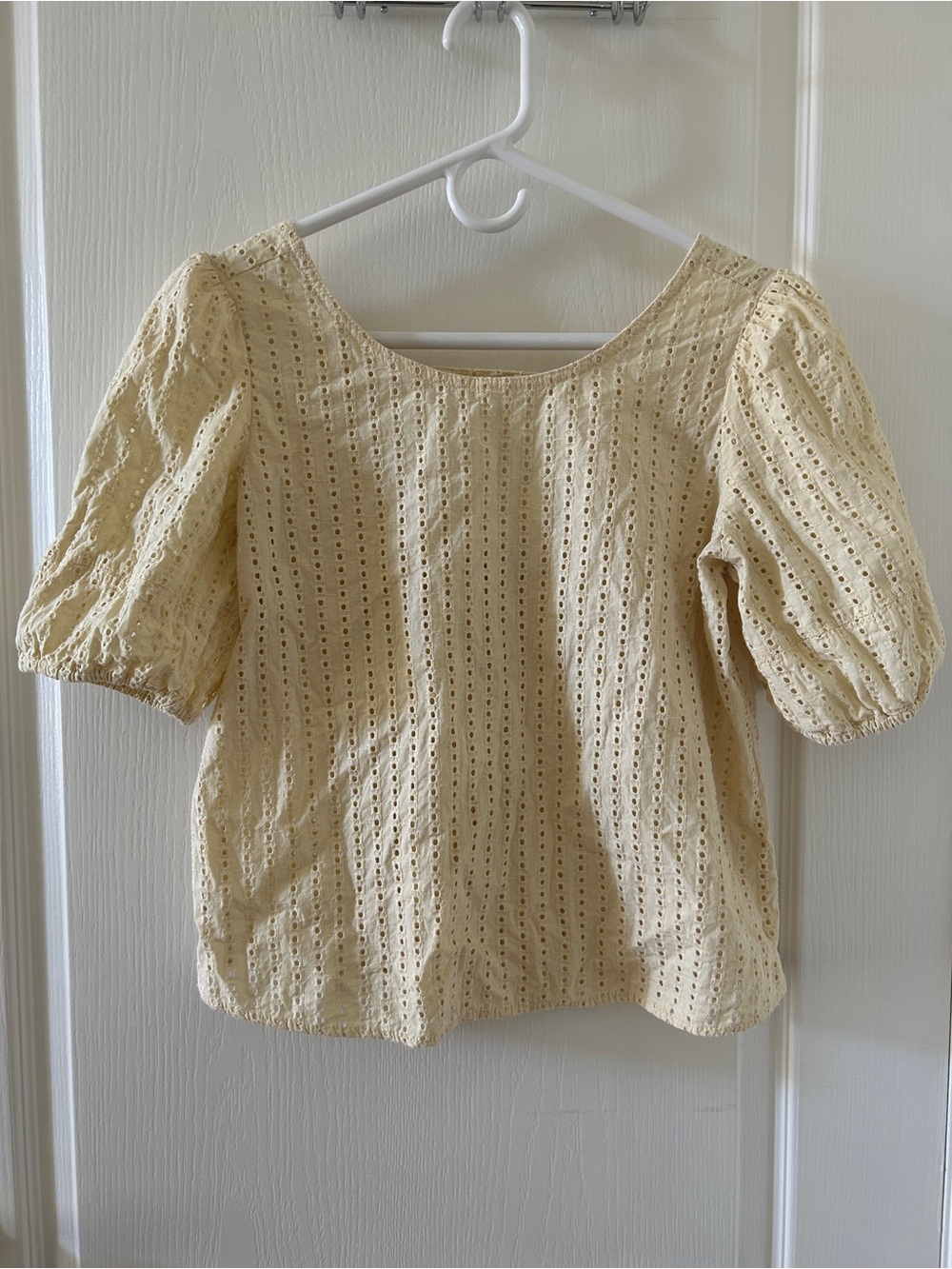 LOFT Yellow Eyelet Puff Sleeve Blouse Top XS Loose Fit Boho Cottagecore Romantic
